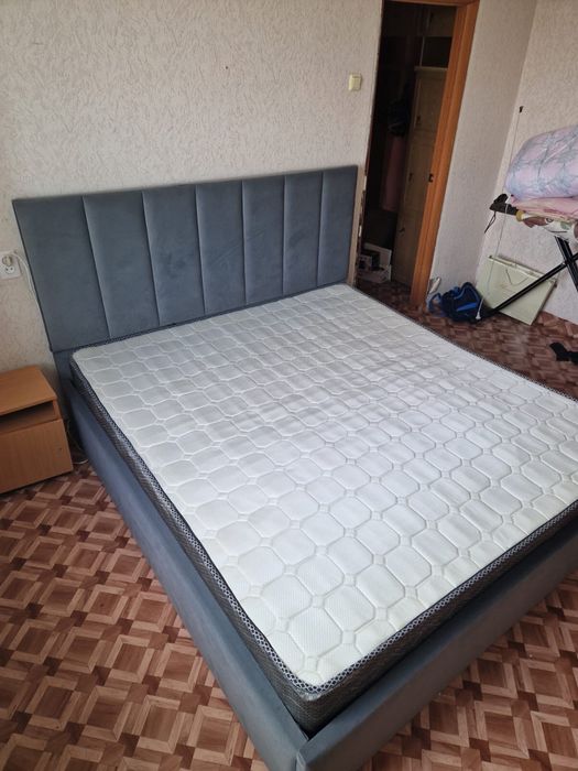 Продам двух спальную коовать Soft