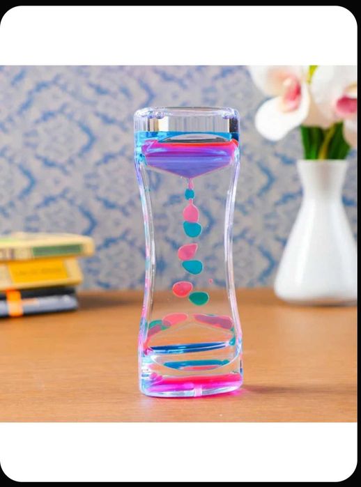 Гелевые песочные часы.