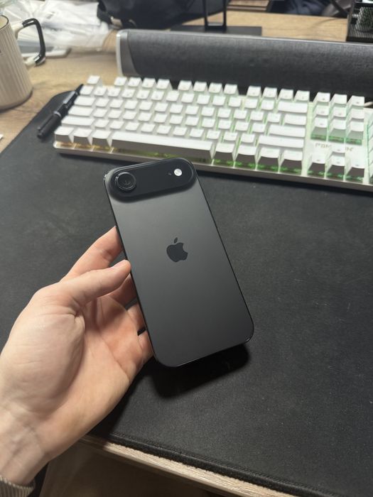 iPhone Air | 256gb | 100%