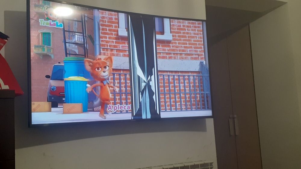 Televizor smart samsung 139 cm