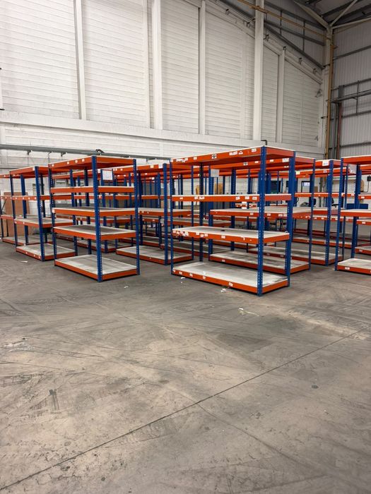 Rafturi metalice 555