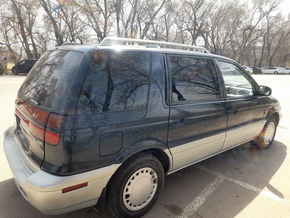 Продам Mitsubishi space wagon.