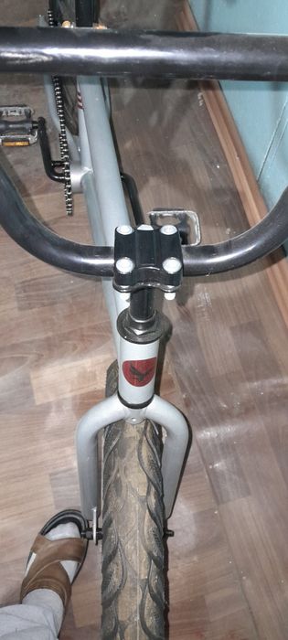 Велосипед трюковый BMX 40000тнг.