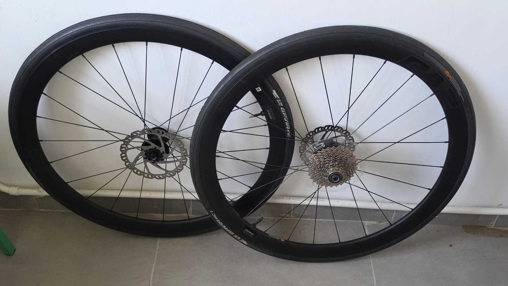 Set roți cursieră Giant P-A2 Disc, Frână pe disc / Thru-Axle