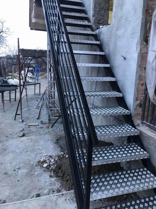 Scara metalica fier lemn
