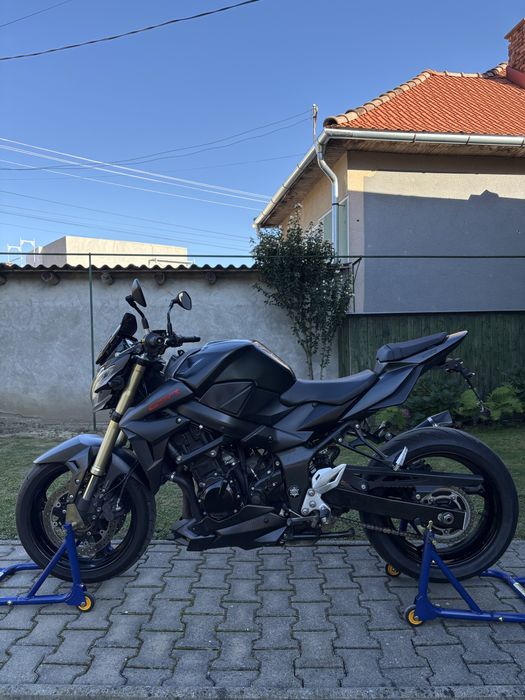 Suzuki GSR 750 ABS