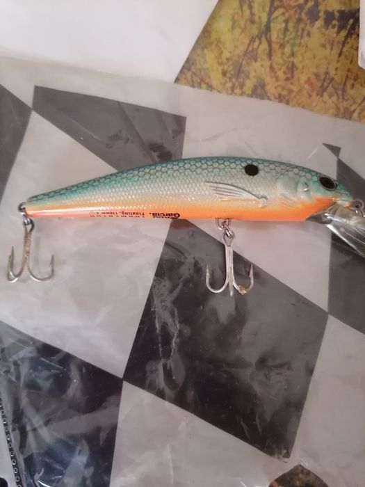 Menghina pentru tevi