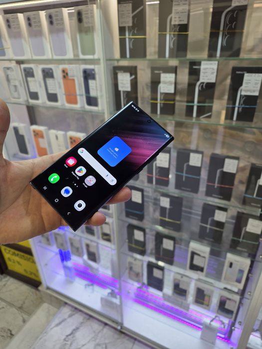 Galaxy S22 Ultra 5G 512GB. Black