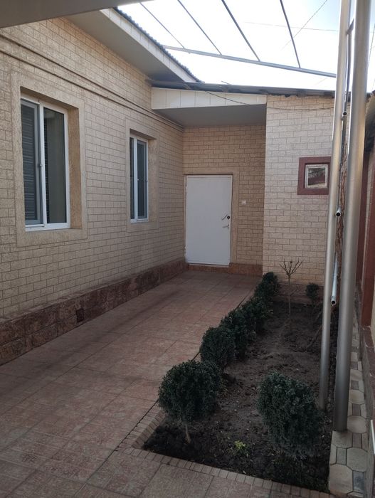 Продаётся дом  в городе Чирчик, р-н Пятсотки