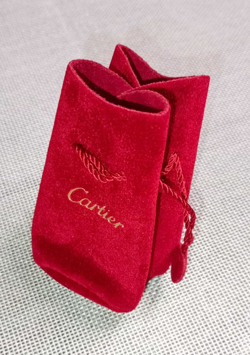Saculet de călătorie , cu șnur, pentru  bijuterii Cartier, din catifea roșie - pre-owned