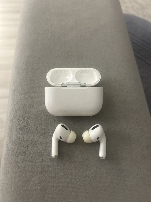 Продам airpods pro 3