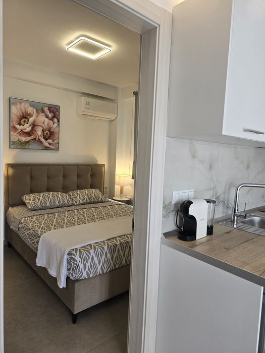 Дава се под наем Тристаен апартамент в с. Нова Ловча, Област Благоевград - 1 кв.м за 100 € - Снимка #6