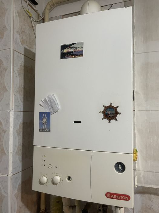 Centrala Ariston  folosita  stare  de functionare