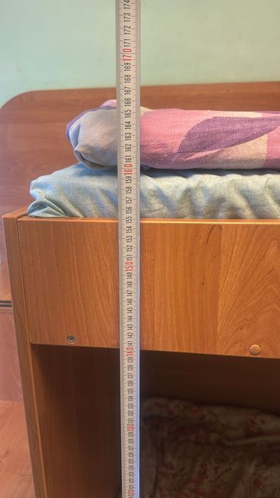 Двухъярусная кровать