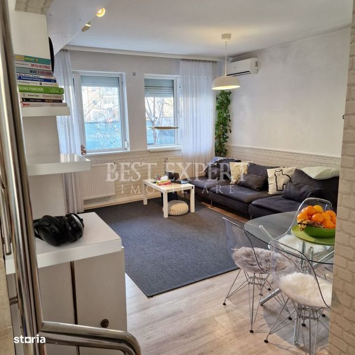 Vila de vanzare – mobilata si utilata/complex privat zona Pallady
