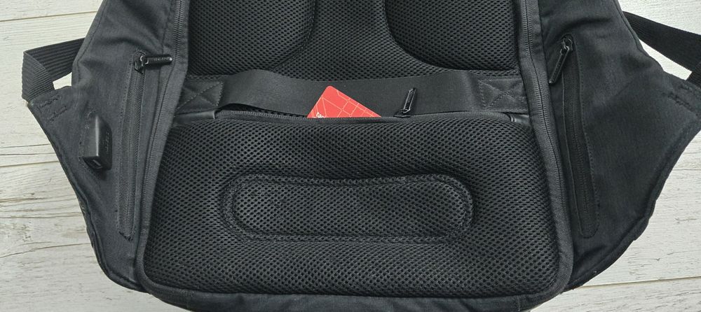 Rucsac antifurt XDdesign