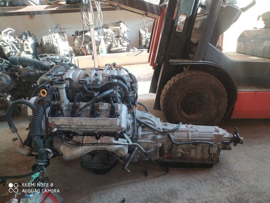 Двиготель 3UZ Toyota