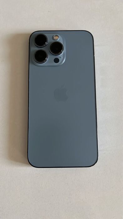 Продам iphone 13 pro 256гб
