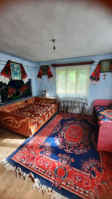 Casa si gradina de vanzare