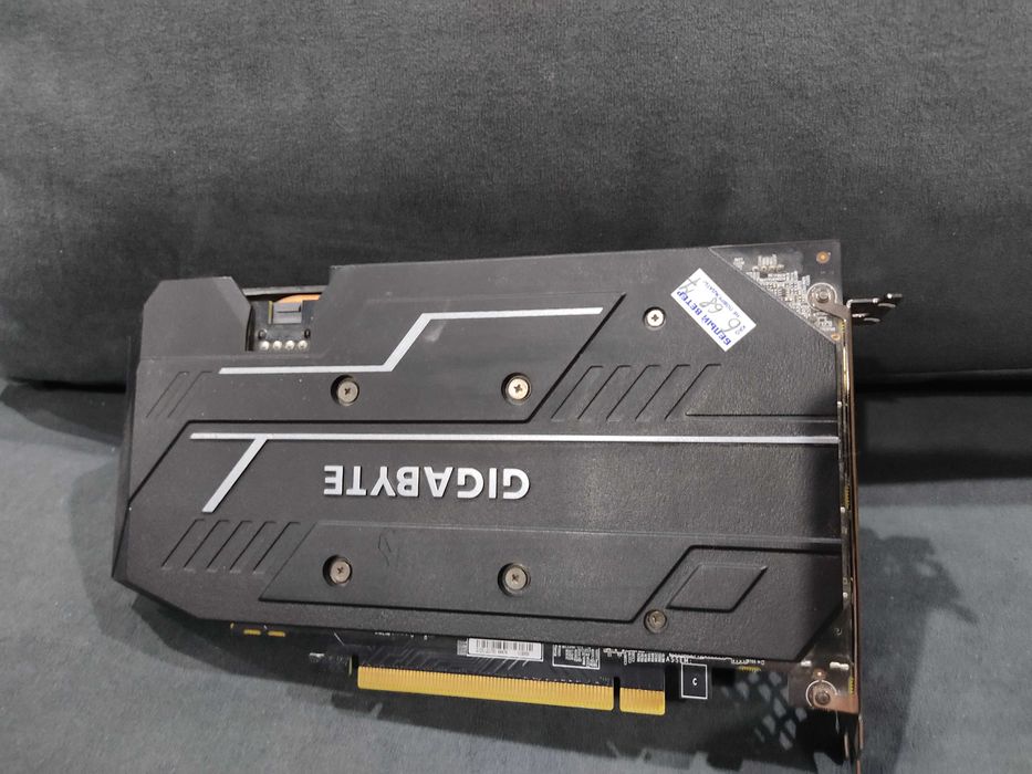 Видеокарта Gigabyte Nvidia GeForce RTX 2060