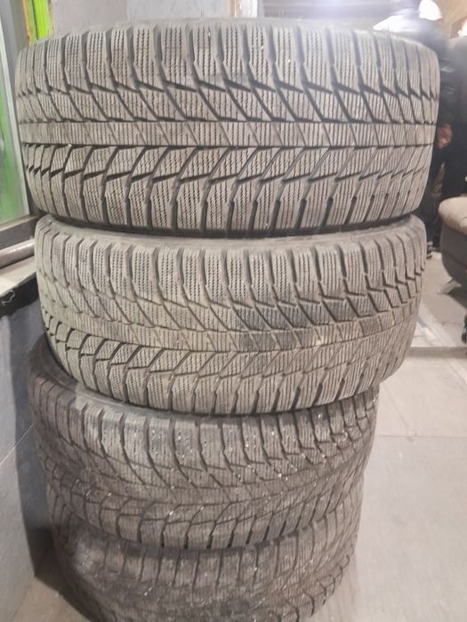 Triangle 225/40R18