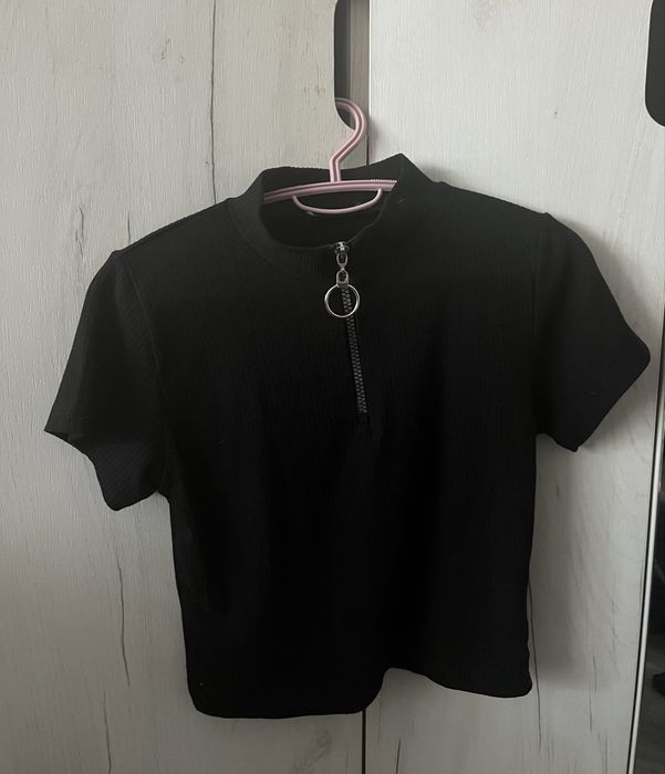 Тениски и потници в различни размери, прочетете описанието