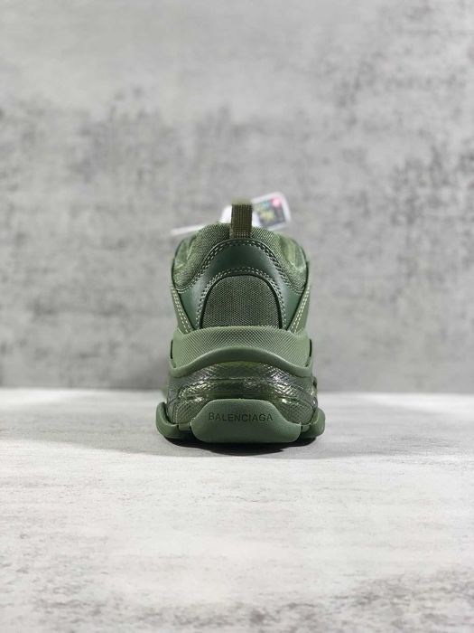 Adidasi Balenciaga Triple S Calitate Premium