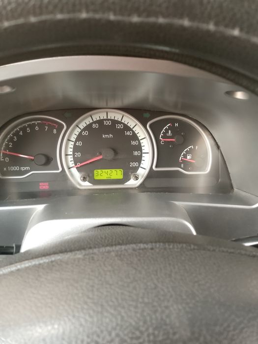 Neksiya 2 1.6 sotiladi