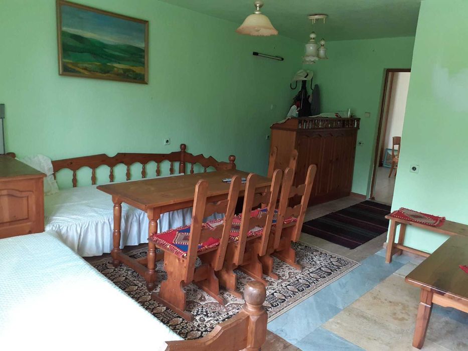 Дава се под наем Къща в Разлог - 200 кв.м за 153 € - Снимка #16