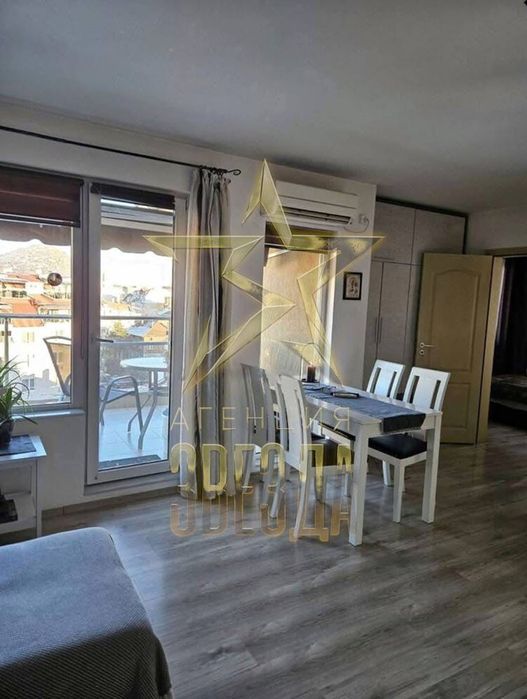 Дава се под наем Двустаен апартамент в Пловдив, Христо Смирненски - 60 кв.м за 375 € - Снимка #2