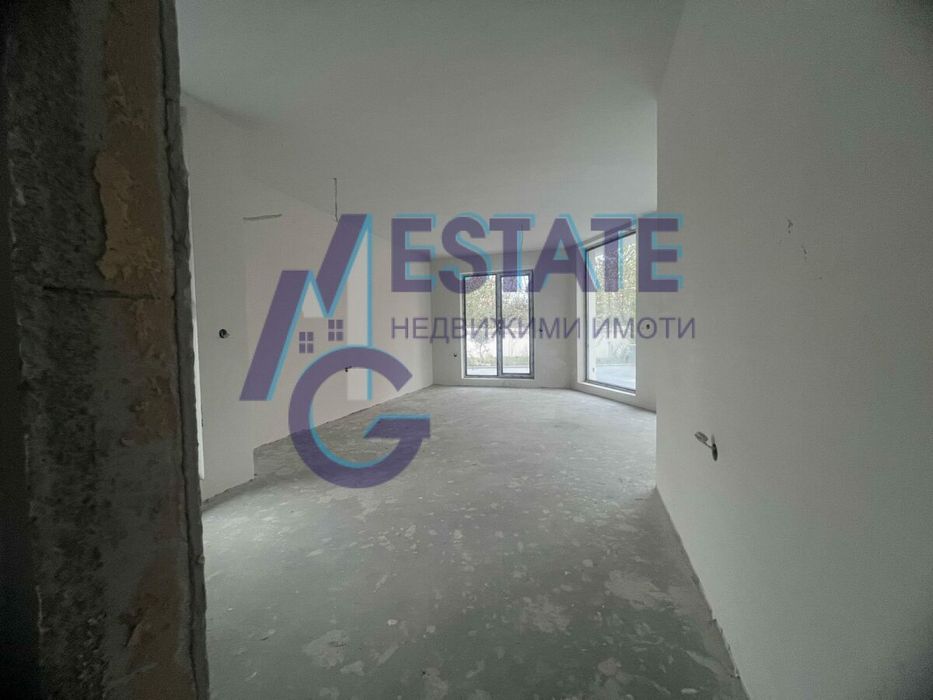 Продава се Тристаен апартамент в Бургас, Сарафово - 316 кв.м за 581 €/кв.м - Снимка #10