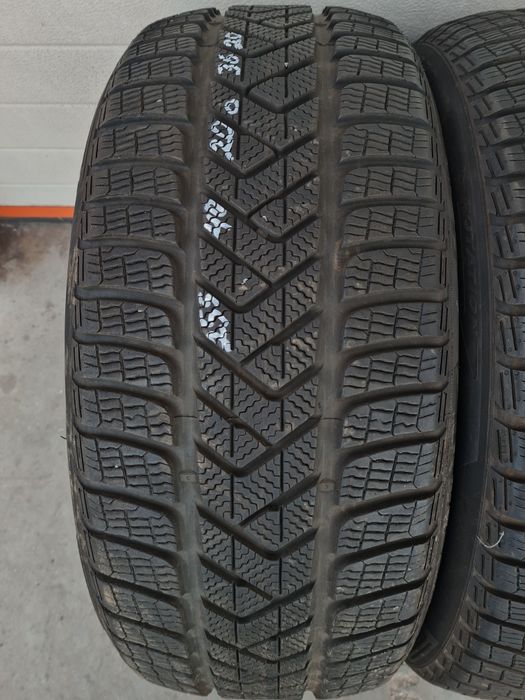Зимни гуми 4 броя PIRELLI SottoZero3 255 40 R20 дот 3621
