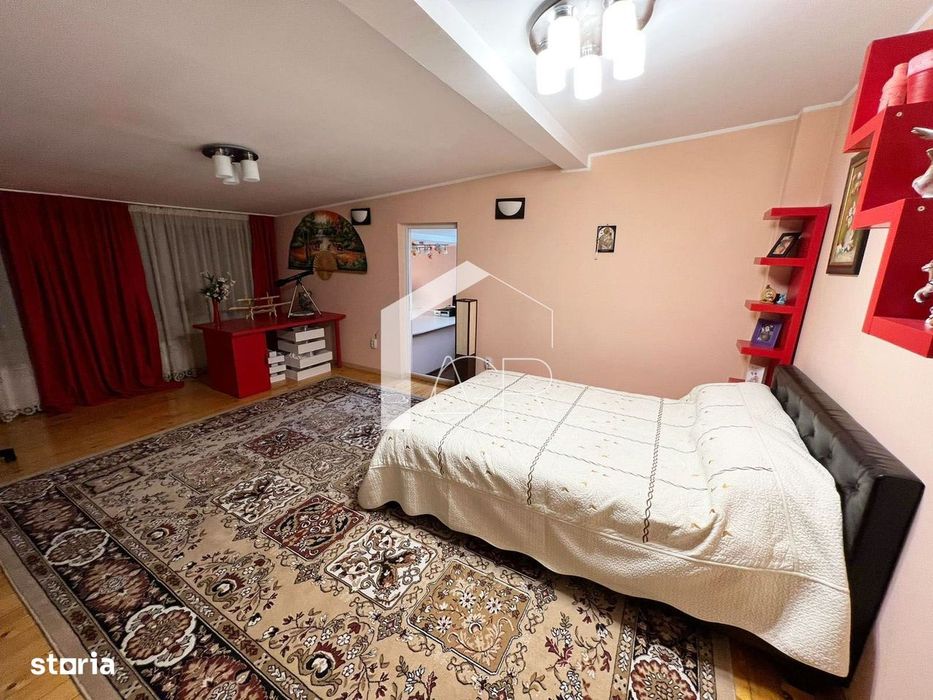 Casa P+M, cu 5 camere, zona Central