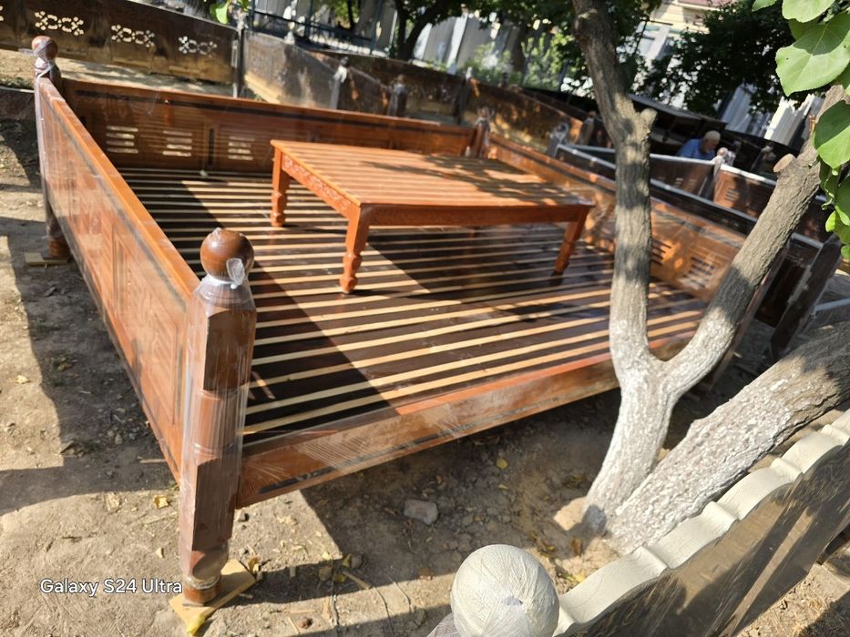 Карават Сури тапчан