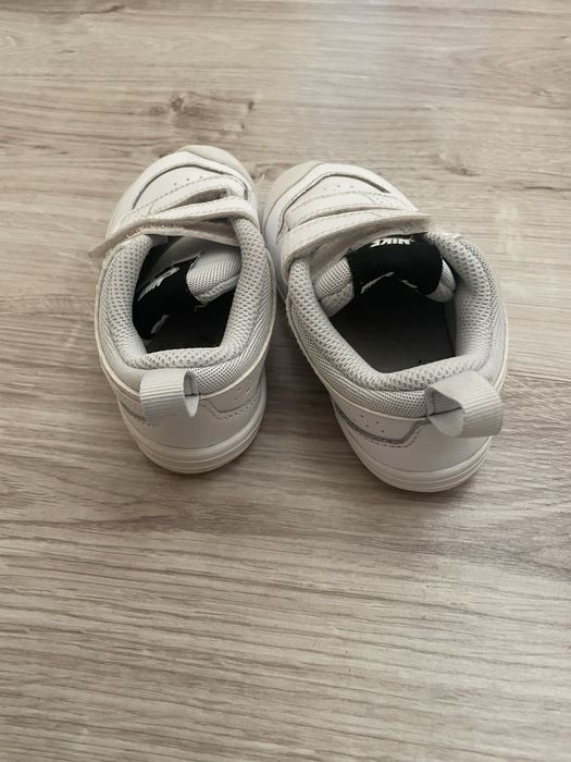 Детски маратонки Найк 25