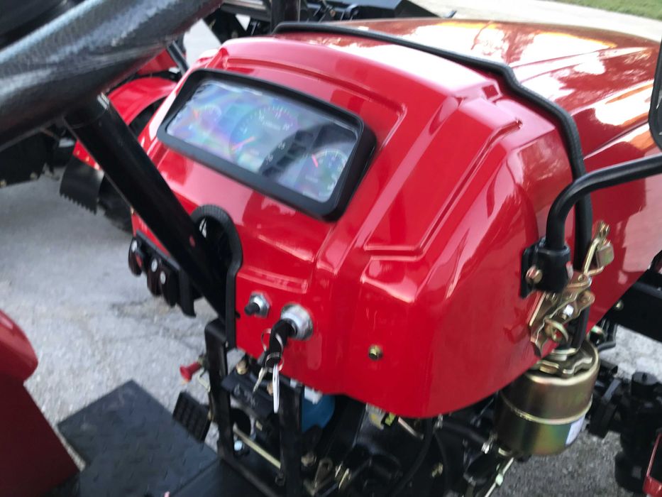 Нов УНИВЕРСАЛЕН Трактор за всеки 25 кс - гаранция