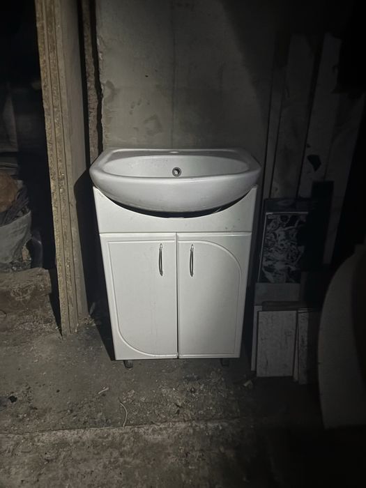 Раковина астана продаю .