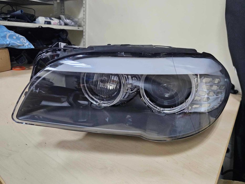 Ляв фар за BMW 5 F10 F11 завиващ ксенон бмв ф10 ф11