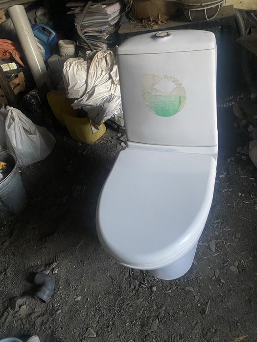 Продам унитазов !