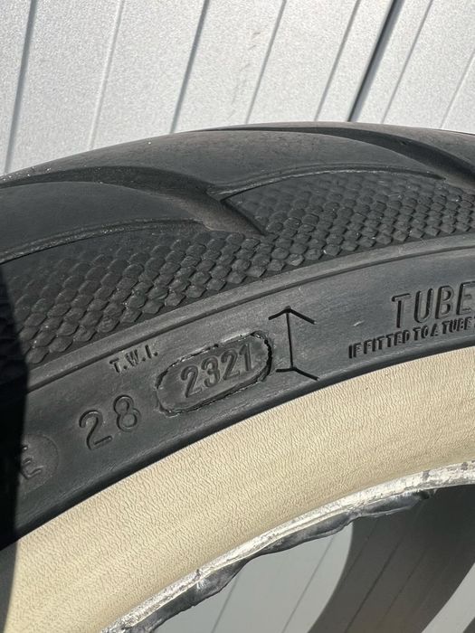 Avon cobra мото гуми