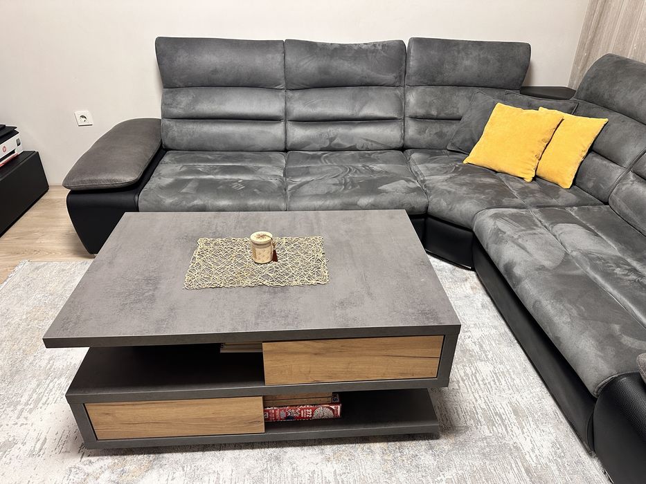 Ъглов диван разтегателен с холна маса