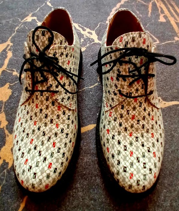 Pantofi damă eleganți!