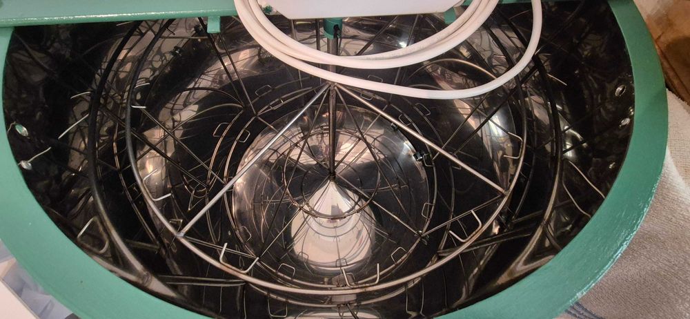 Центрофуга за мед 550€