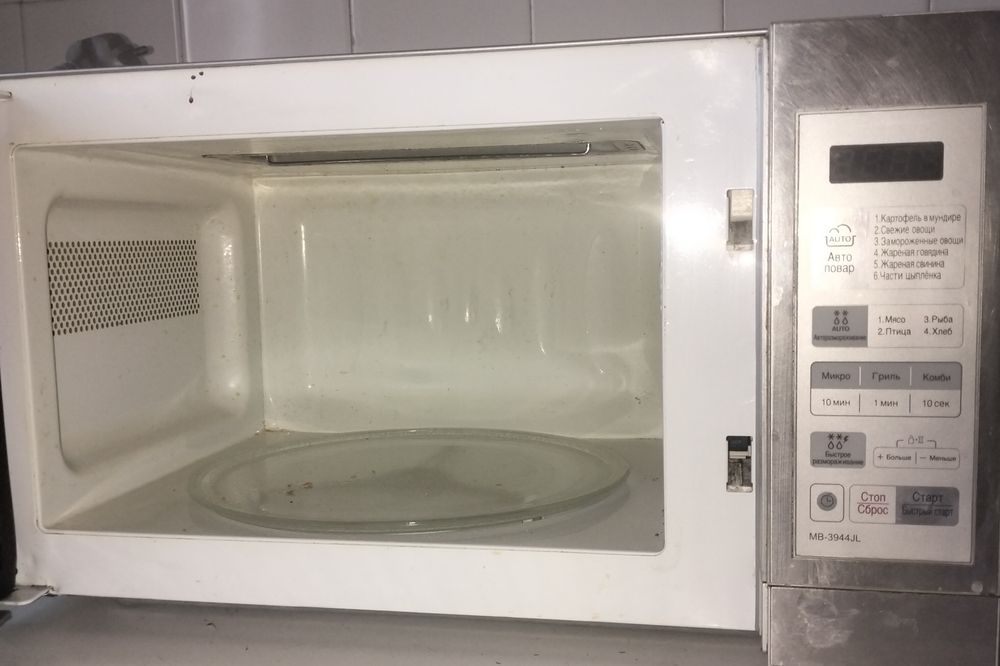 Микроволновка LG