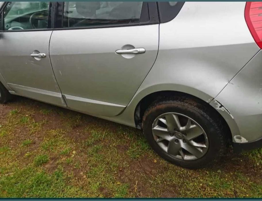 RENAULT 5 2011 — imagine 3