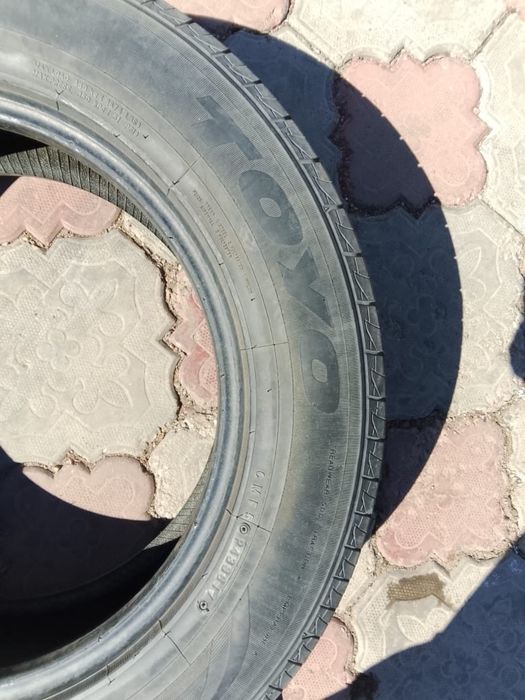 Продам резину Toyo 225/65/17