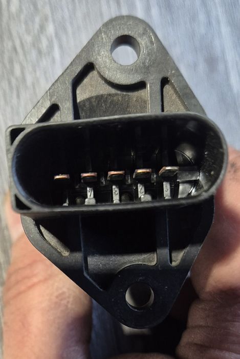 Дебитомер Бош мерцедес 2.2 цди 150кс