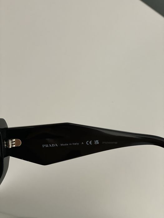 Солнцезащитные очки Prada, оригинал!