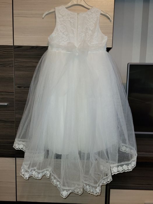 Платье детское (бальное)