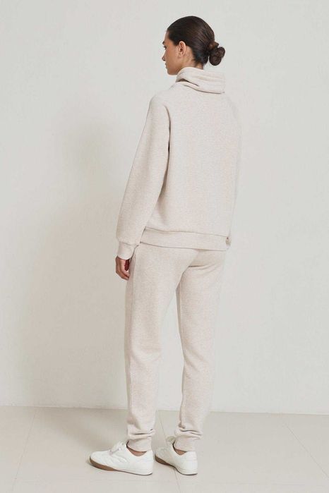 Женский спортивный костюм с капюшоном – Турция